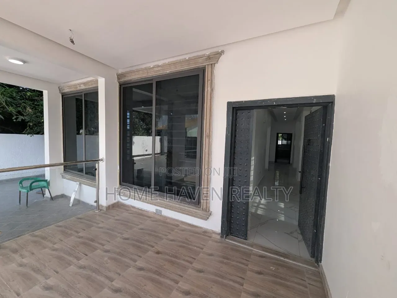 3bdrm House in Achimota Cfc Estate, The Mall for sale