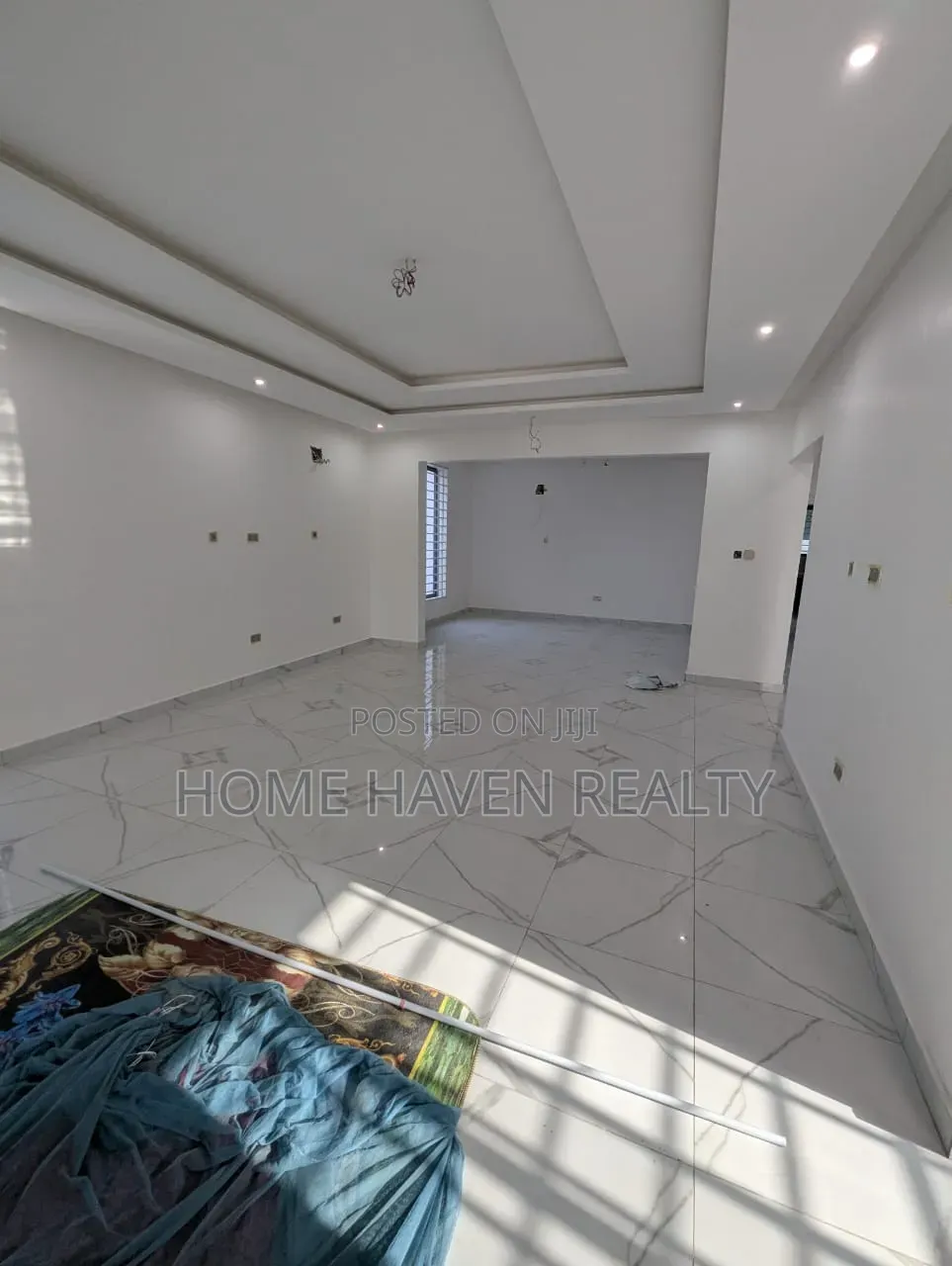 3bdrm House in Achimota Cfc Estate, The Mall for sale
