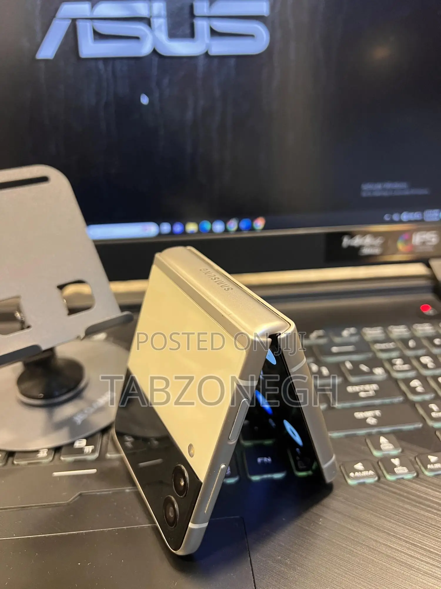 Samsung Galaxy Z Flip 3 256 GB Gold