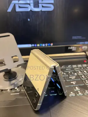 Samsung Galaxy Z Flip 3 256 GB Gold