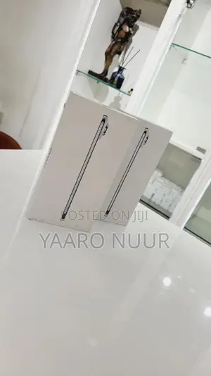 New Apple iPhone Air 256 GB Silver