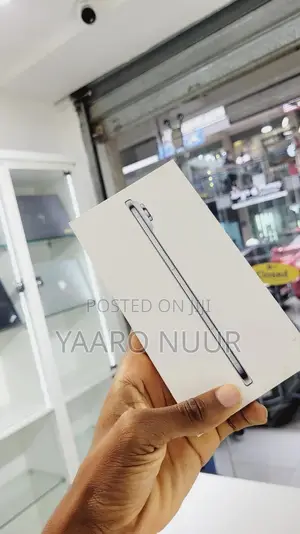 New Apple iPhone Air 256 GB Silver