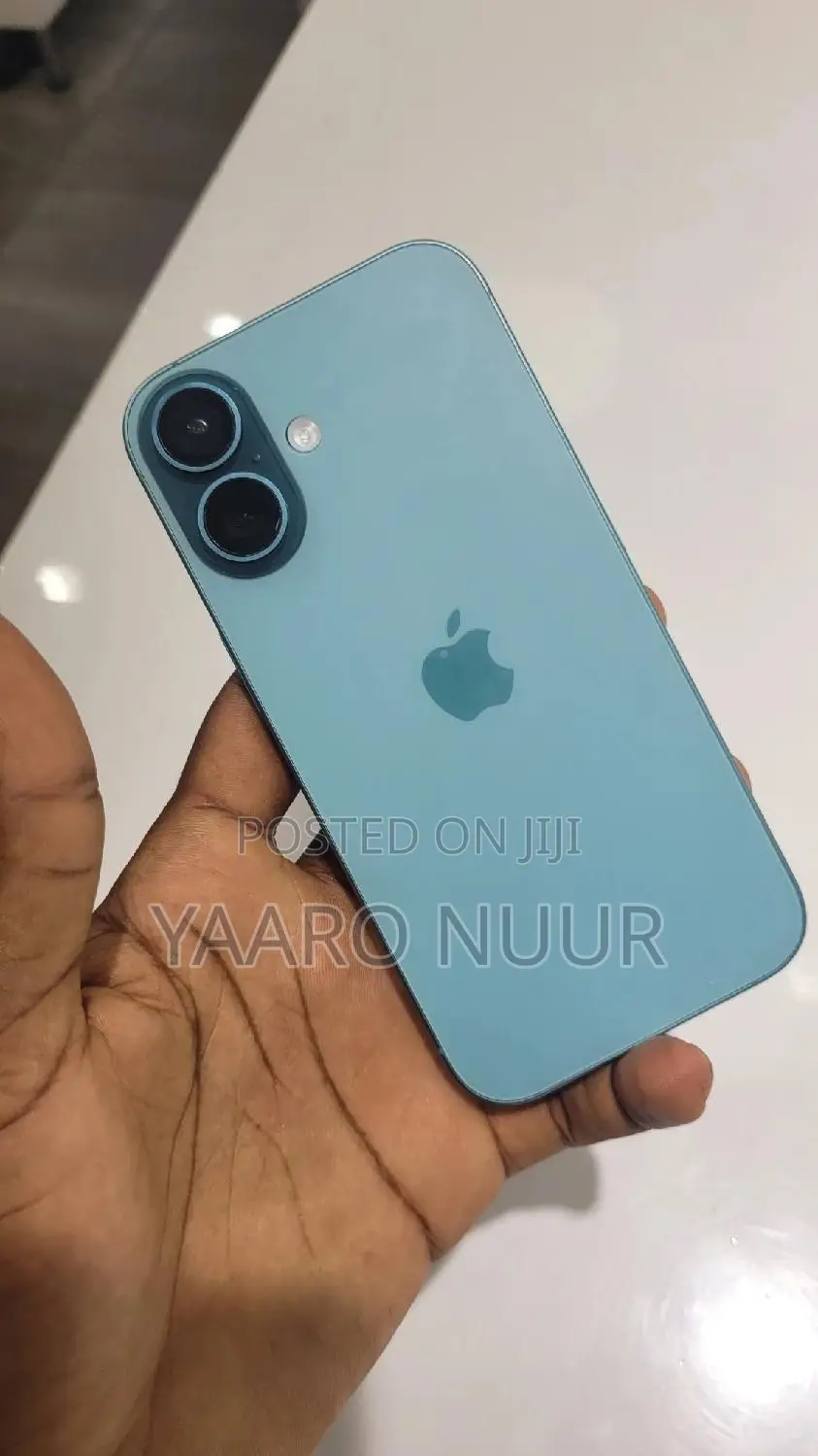 Apple iPhone 16 128 GB Green