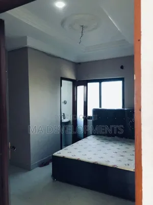 2bdrm Apartment in Race Course Lapaz, Top Base for rent
