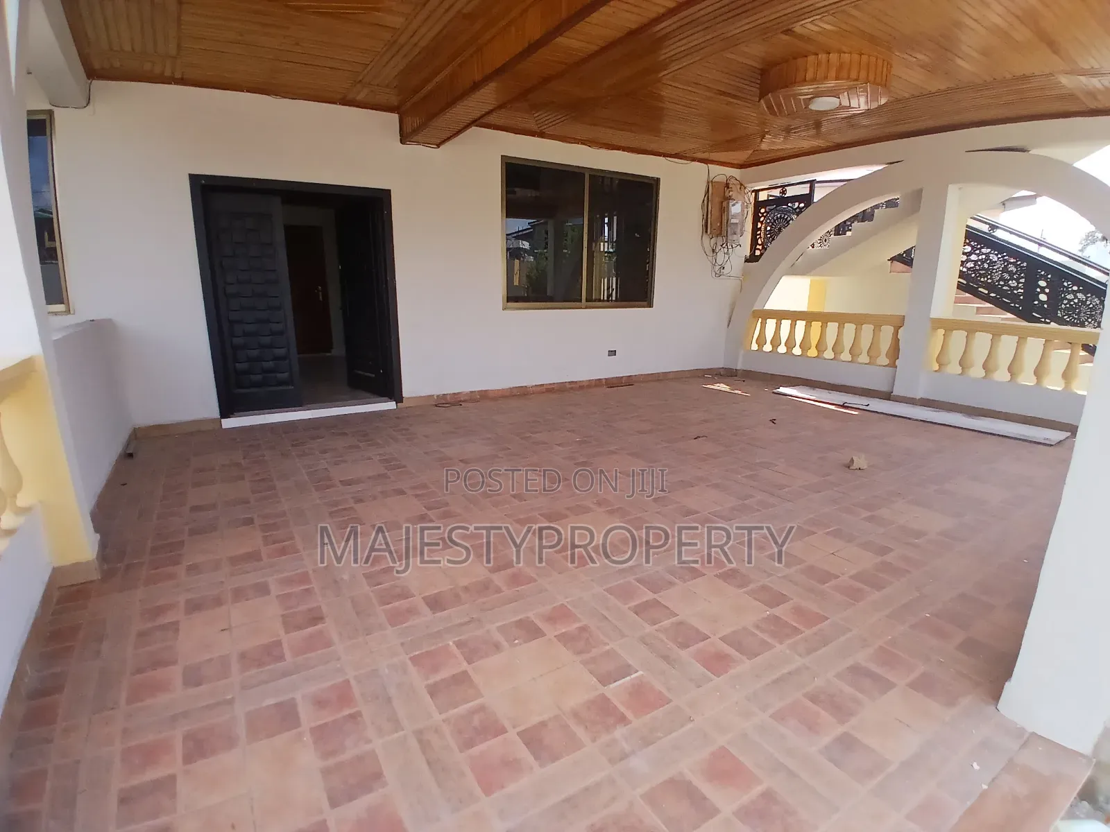 2bdrm Apartment in Okpoegonor, Baatsona Total for rent