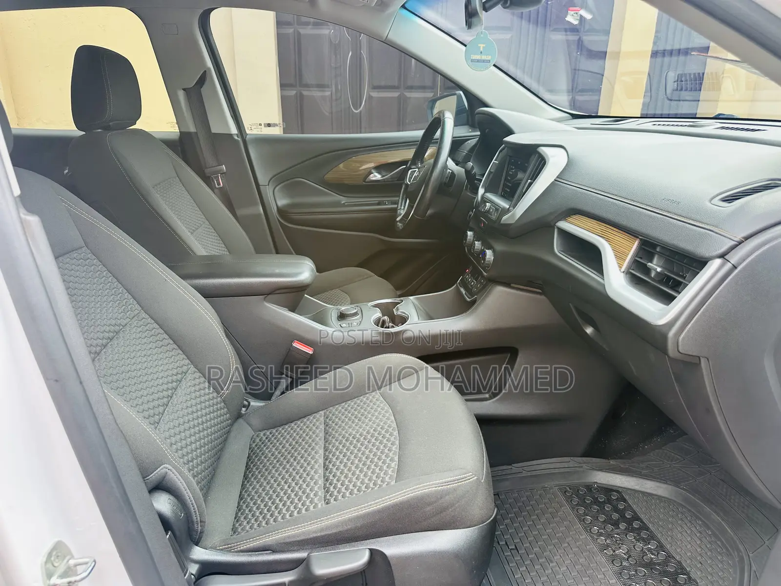 GMC Terrain 2021 White