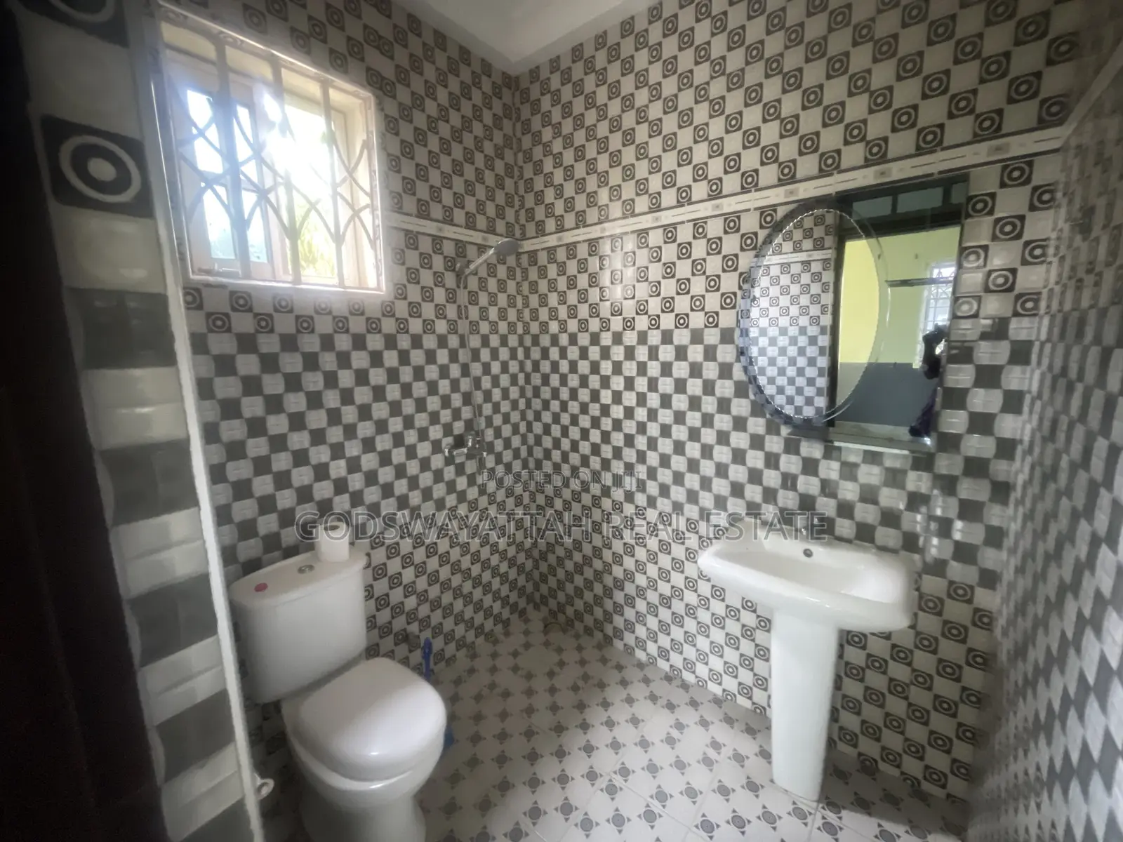 2bdrm Apartment in East Legon, Adjiriganor for rent