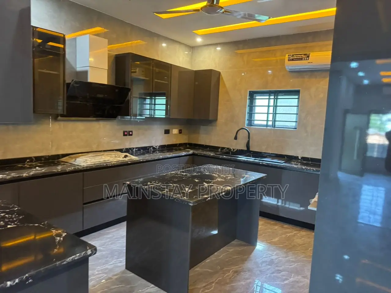 4bdrm House in Mainstay Estates, Tantra Hills for sale