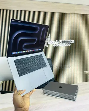 Laptop Apple MacBook Pro 2021 M1 16GB Apple M1 Pro SSD 1T