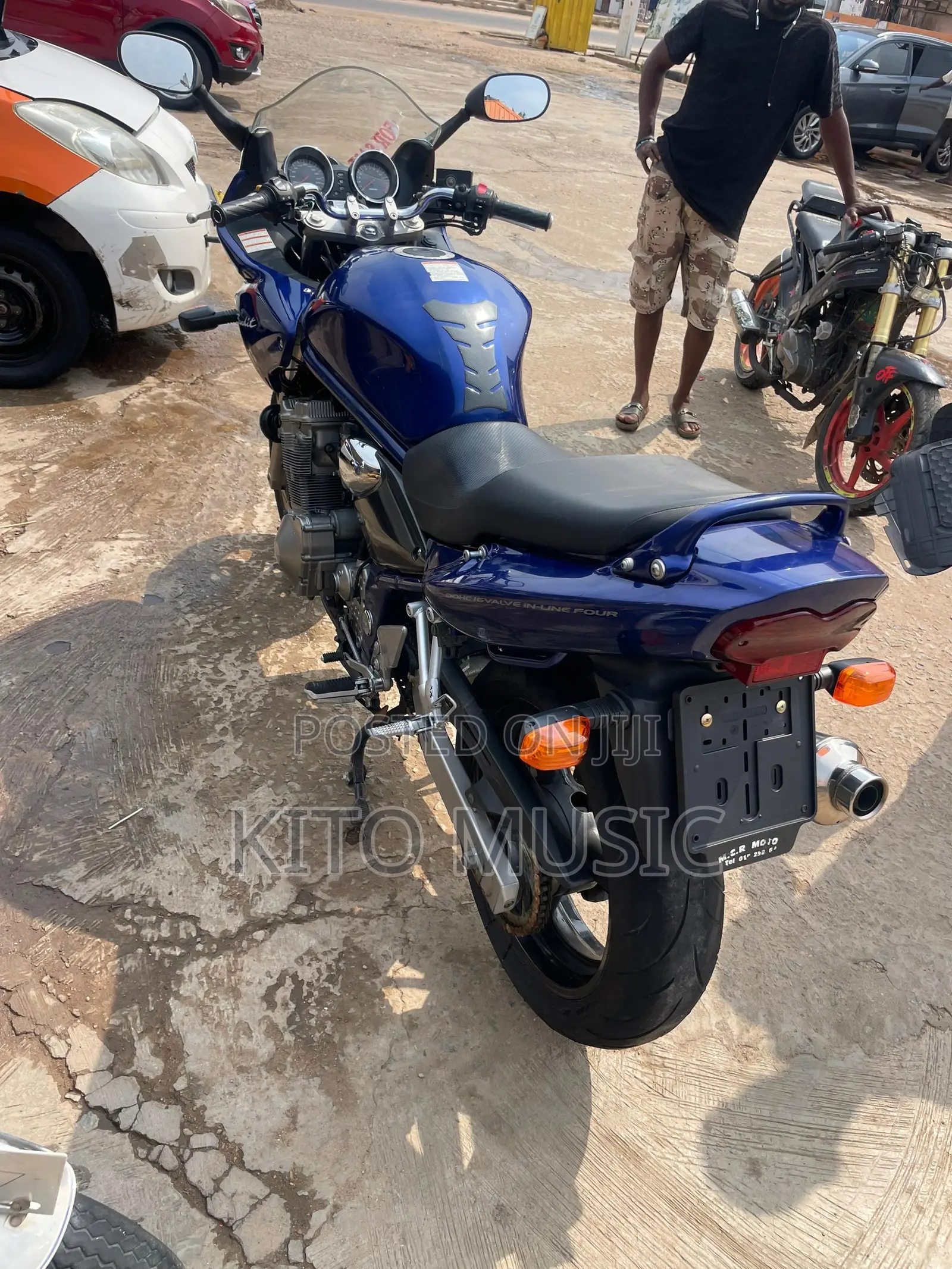 Suzuki Bandit 2000 Blue