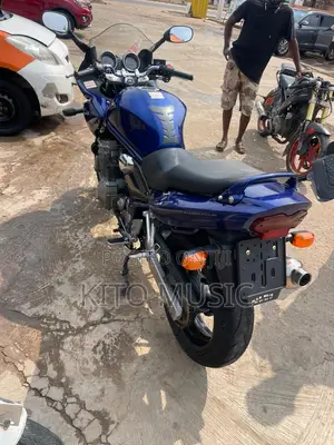 Suzuki Bandit 2000 Blue