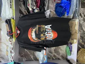 Black Design T- Shirt