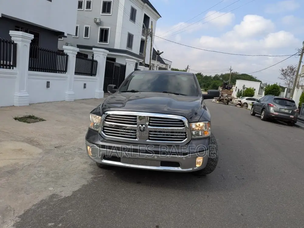 Dodge RAM 1500 5.7 Petrol AWD 2018 Gray