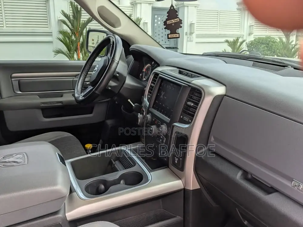 Dodge RAM 1500 5.7 Petrol AWD 2018 Gray
