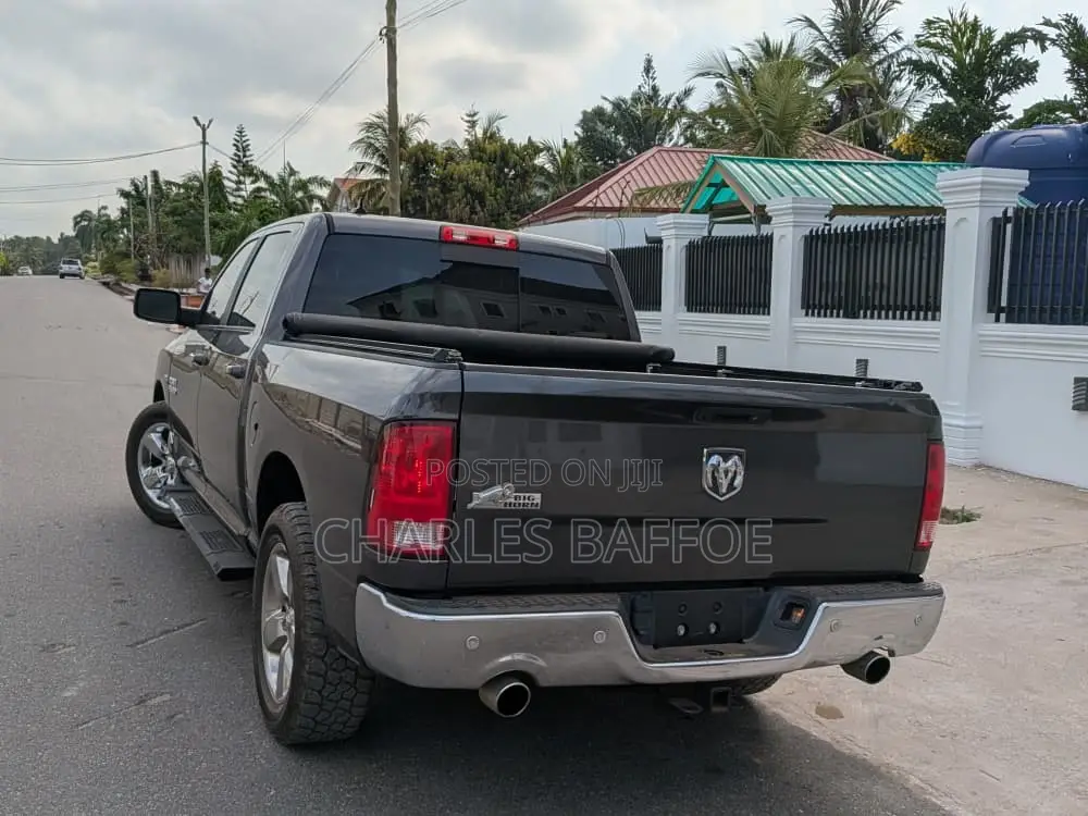 Dodge RAM 1500 5.7 Petrol AWD 2018 Gray