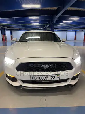 Ford Mustang V6 Fastback 2016 White