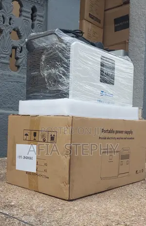 Solid Skytecc 2000w Portable Power Station