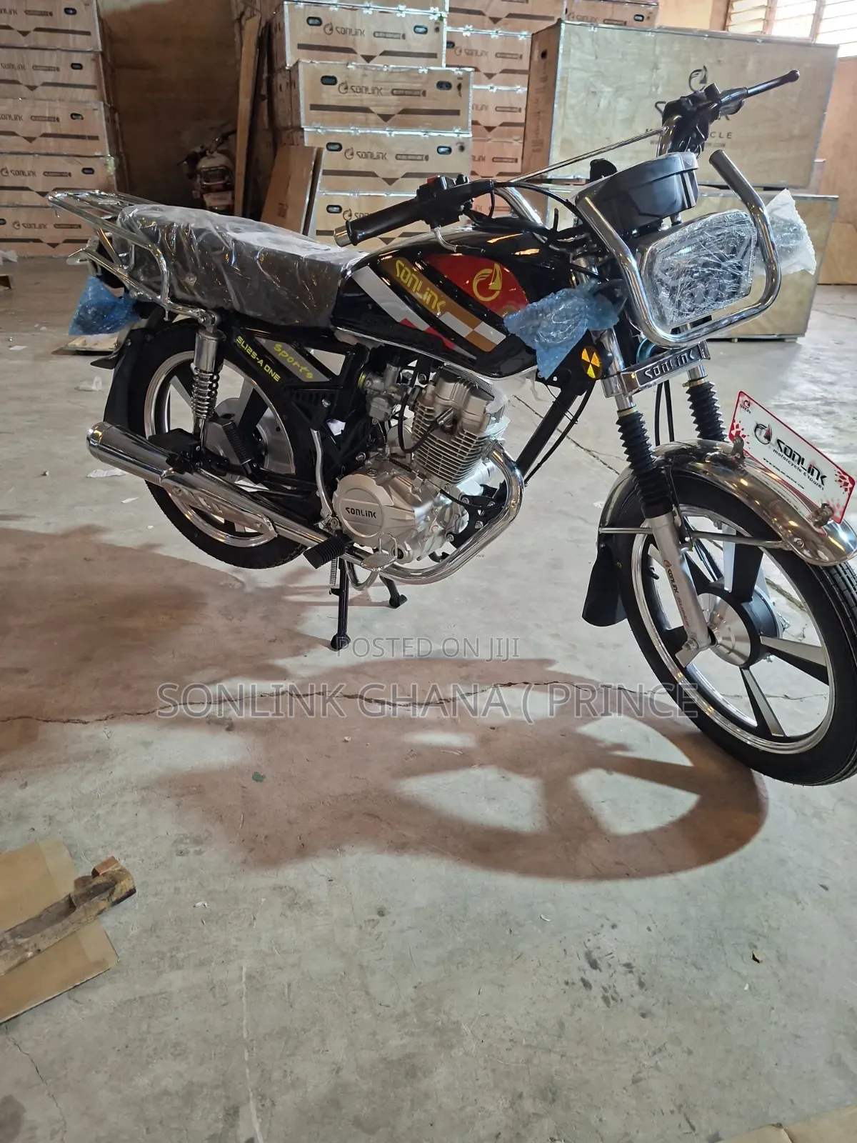 New Royal RY125 2025