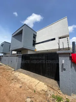 4bdrm House in Spintex Community 18, Melcom for sale