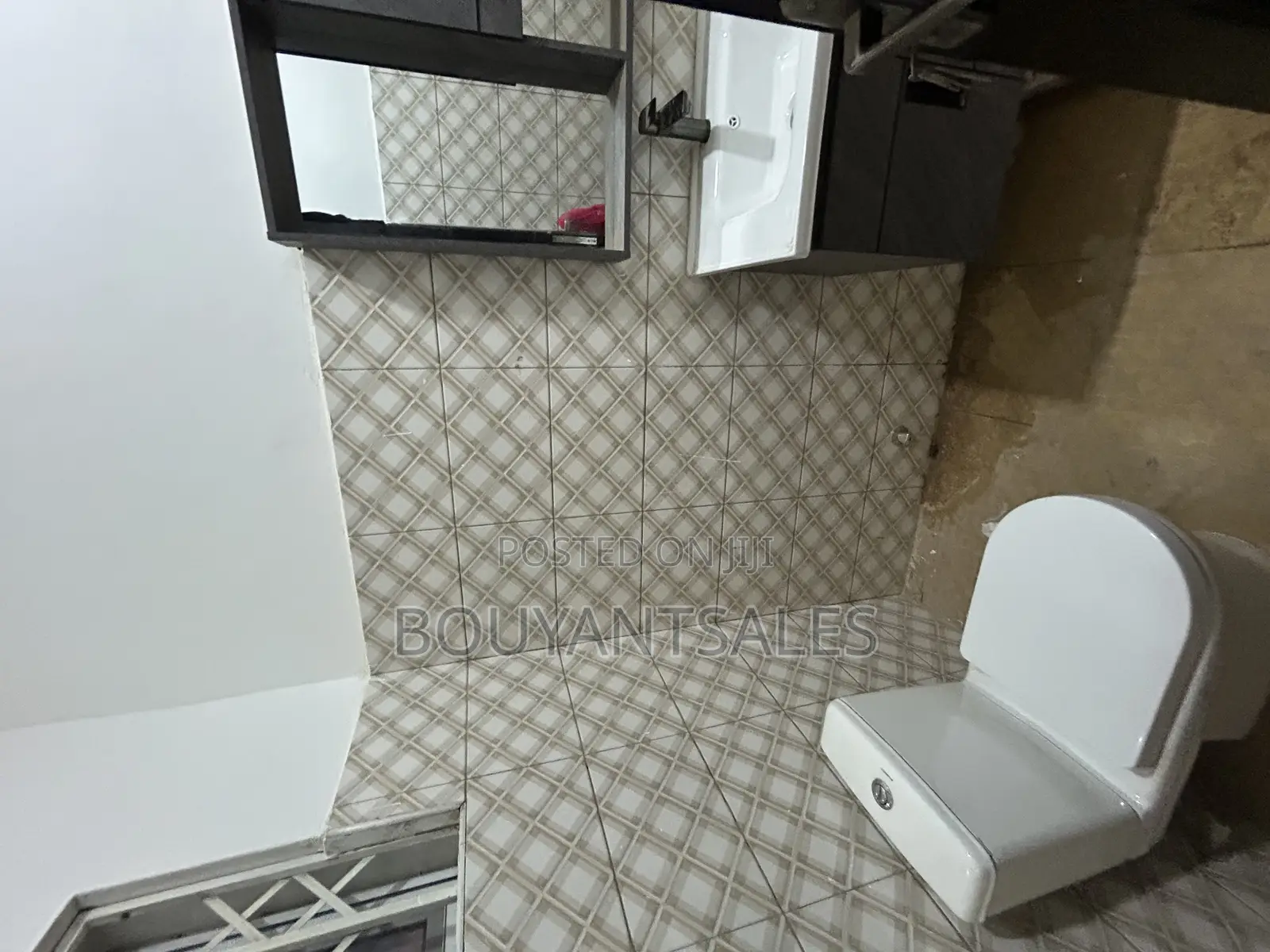 2bdrm Apartment in Old Ashongman for rent