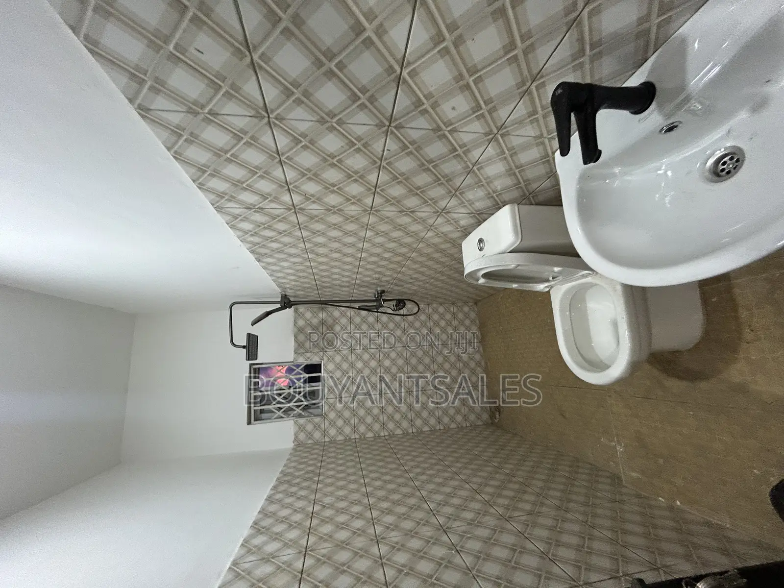 2bdrm Apartment in Old Ashongman for rent