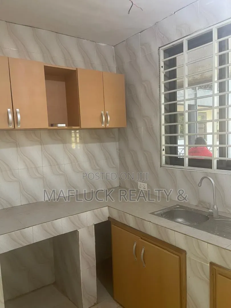 1bdrm Apartment in Lakeside Estate for rent