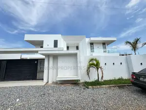 5bdrm Duplex in Oyarifa, Ghana Flag for sale