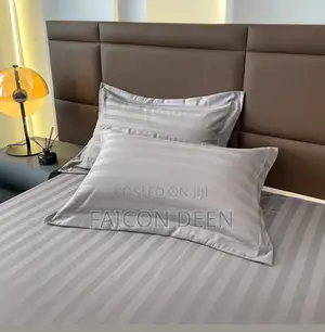 Clean Lines,Crisp Feel (2 Cotton Bedsheets ,4 Pillow Cases for Hotels