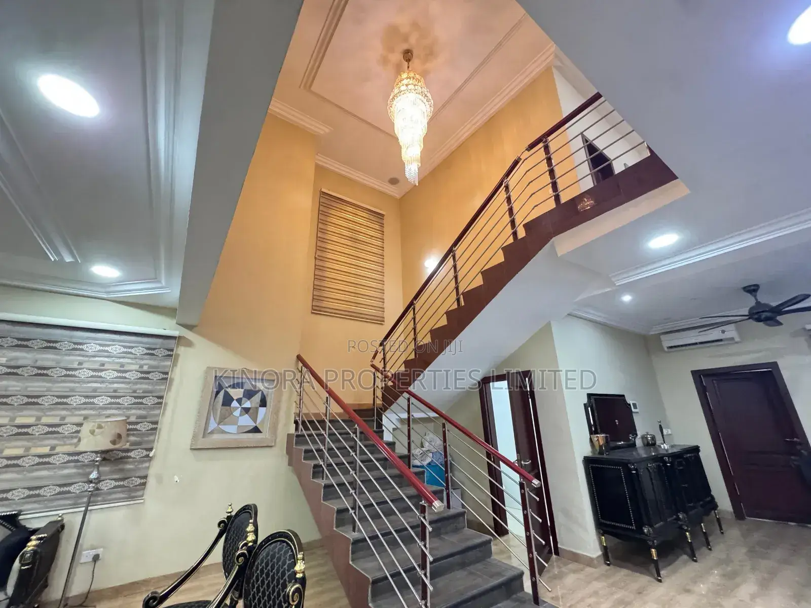 Furnished 7bdrm Apartment in East Legon Main, American House for rent