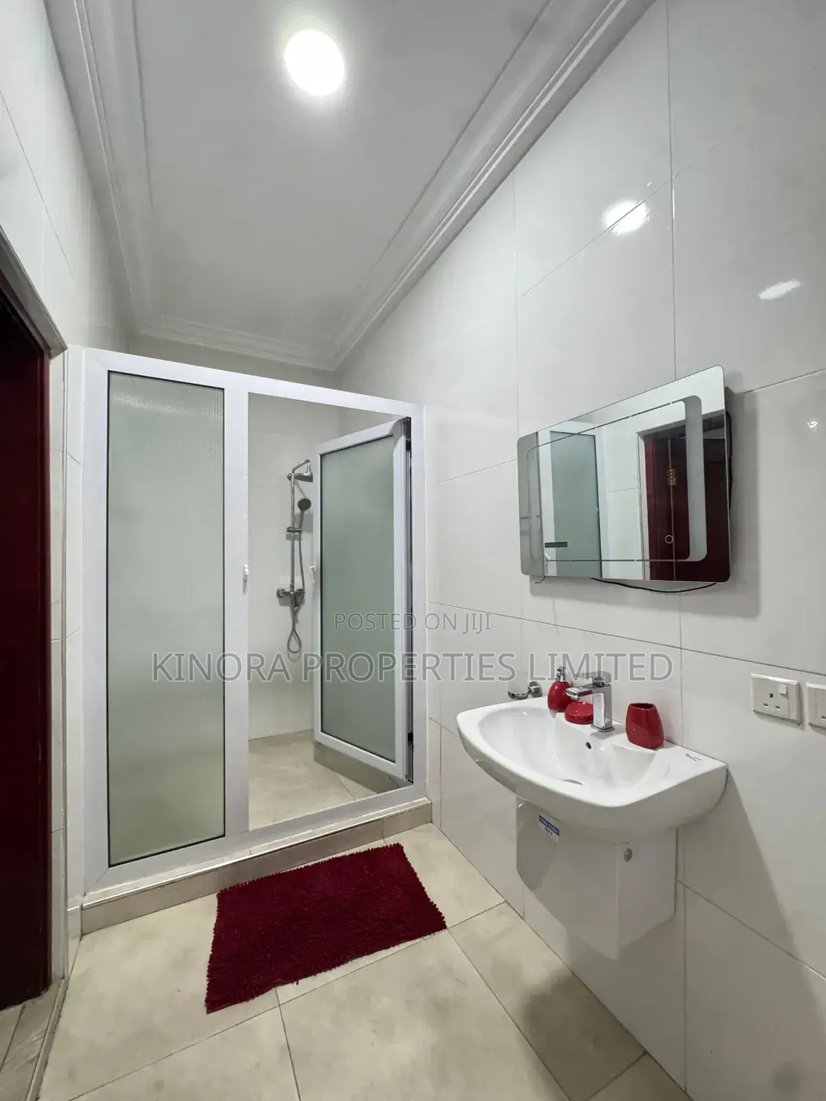 Furnished 7bdrm Apartment in East Legon Main, American House for rent