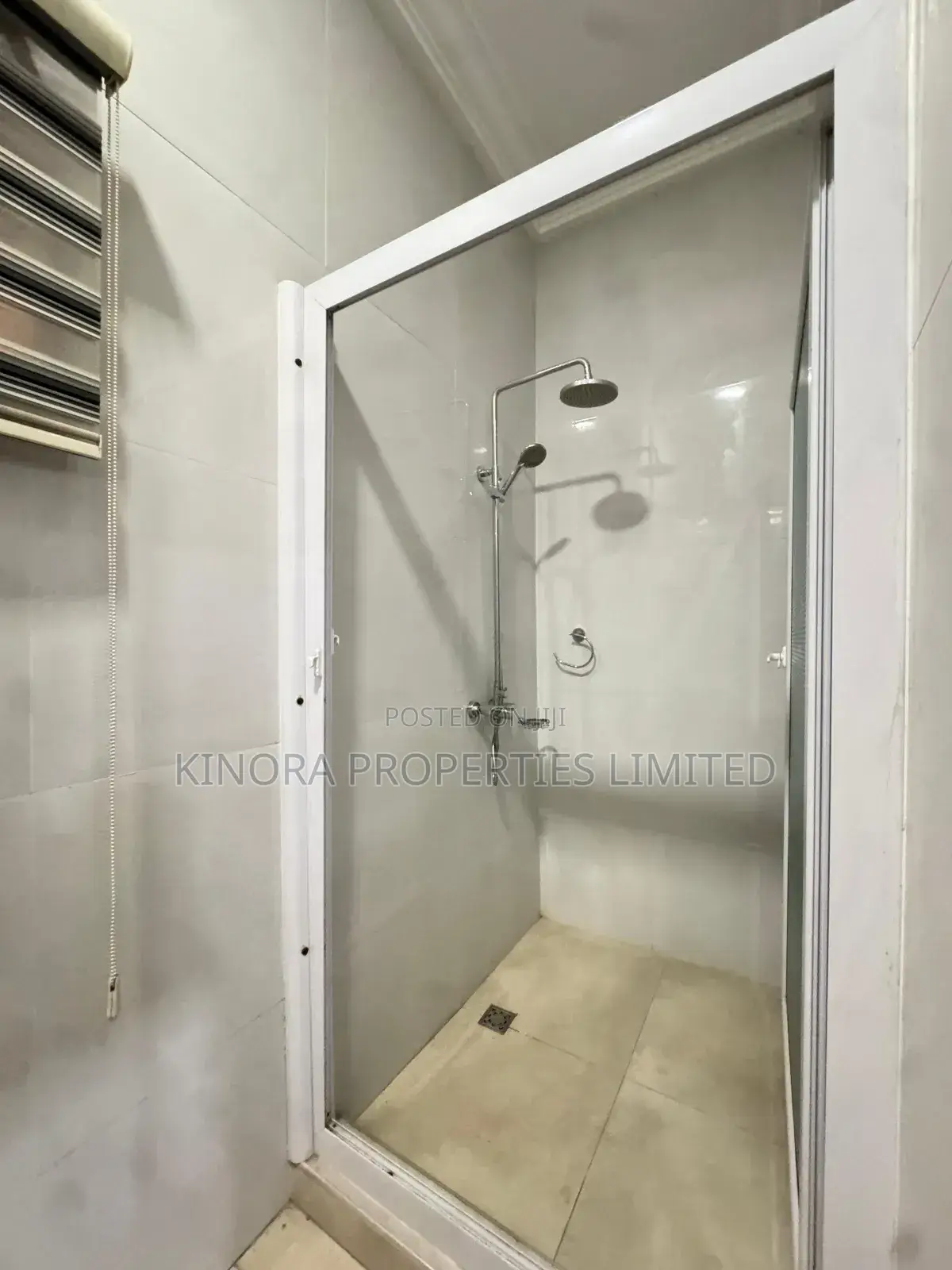 Furnished 7bdrm Apartment in East Legon Main, American House for rent