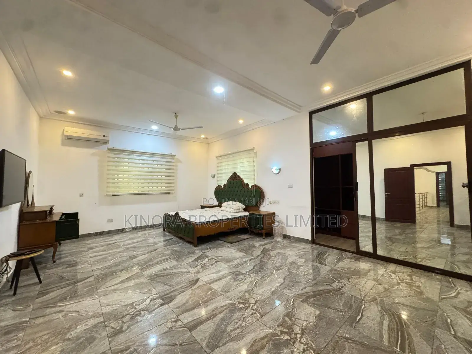 Furnished 7bdrm Apartment in East Legon Main, American House for rent