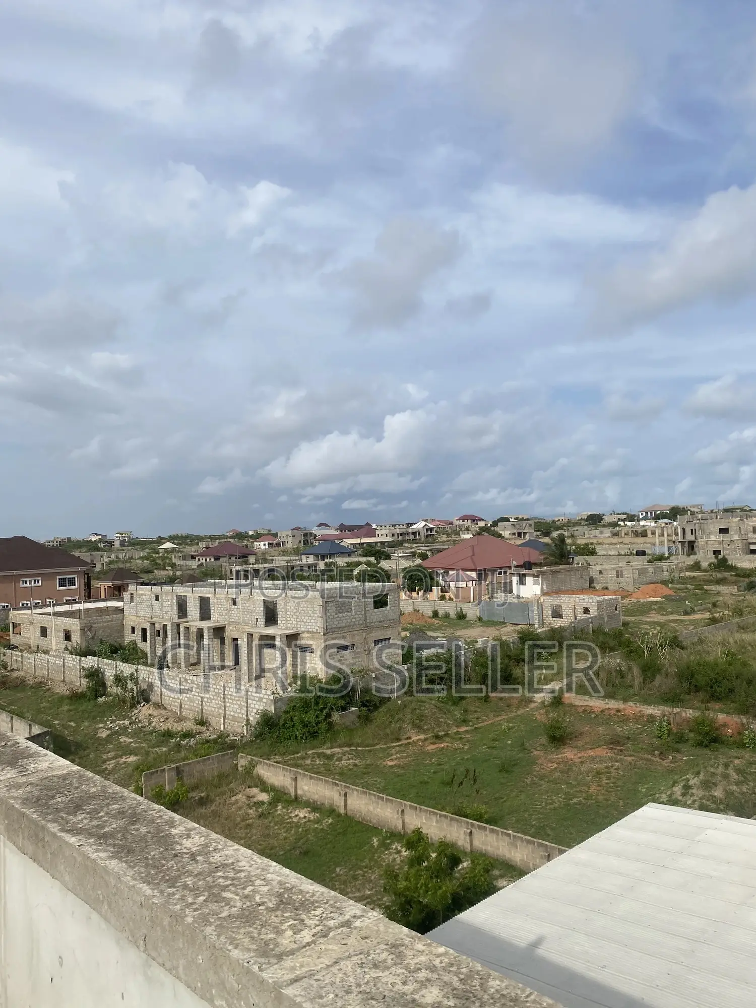 6bdrm Mansion in Prampram for sale