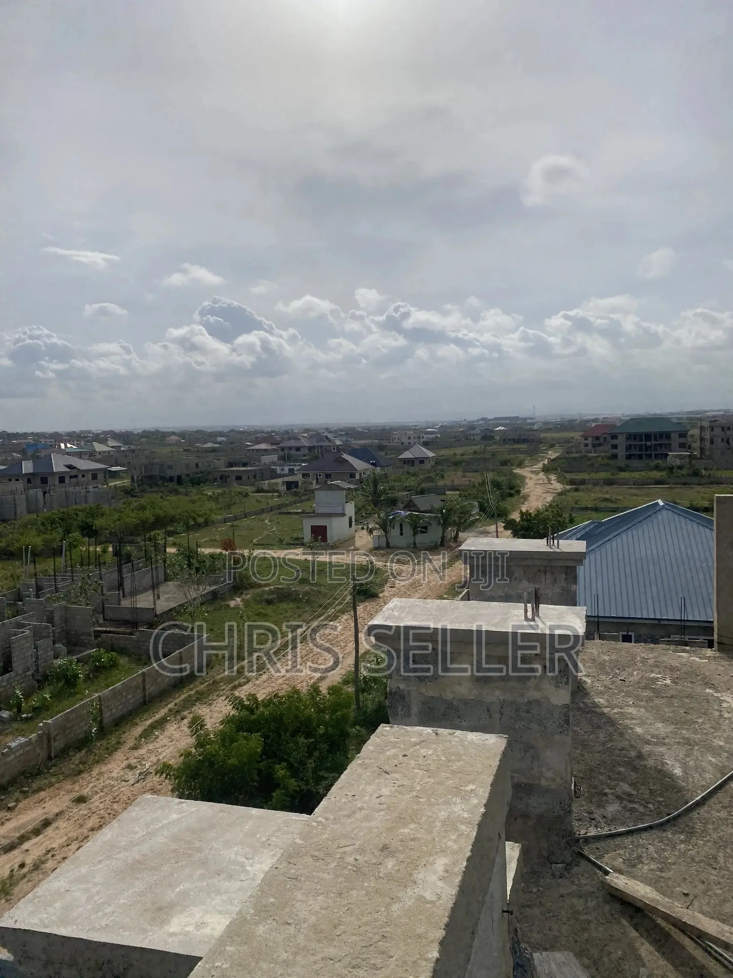 6bdrm Mansion in Prampram for sale