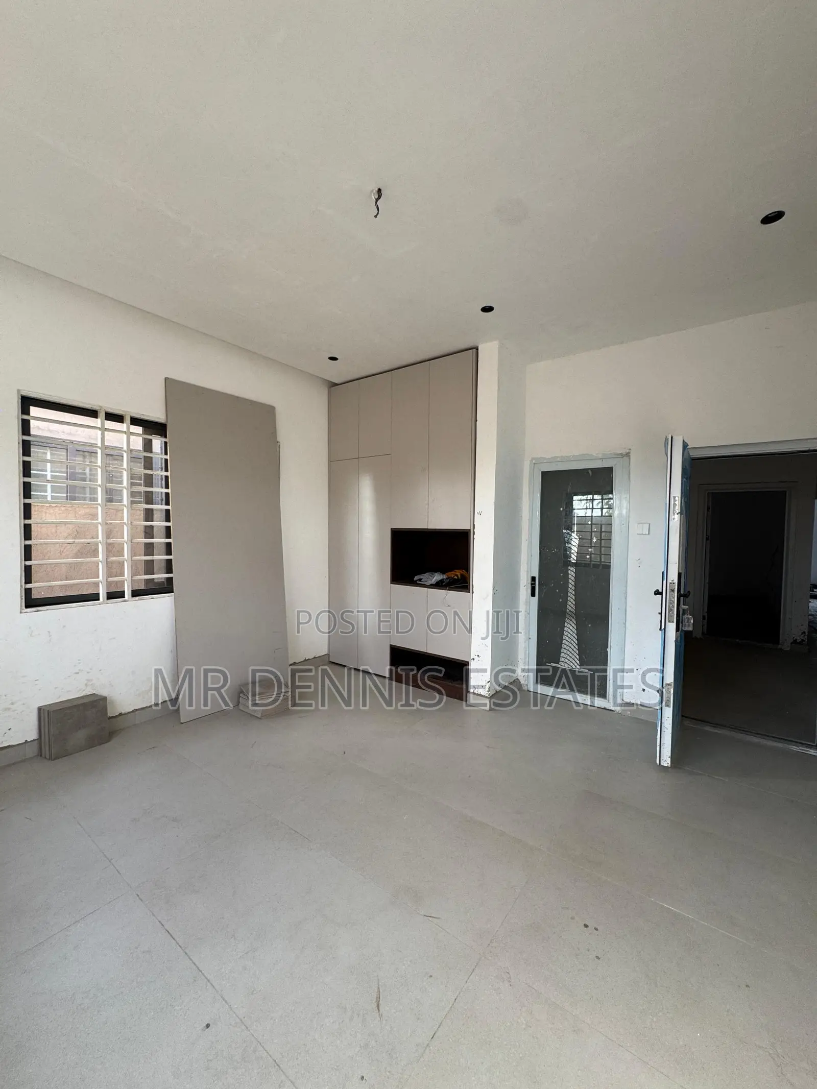 3bdrm House in Mr Dennis Estates, Pokuase for sale