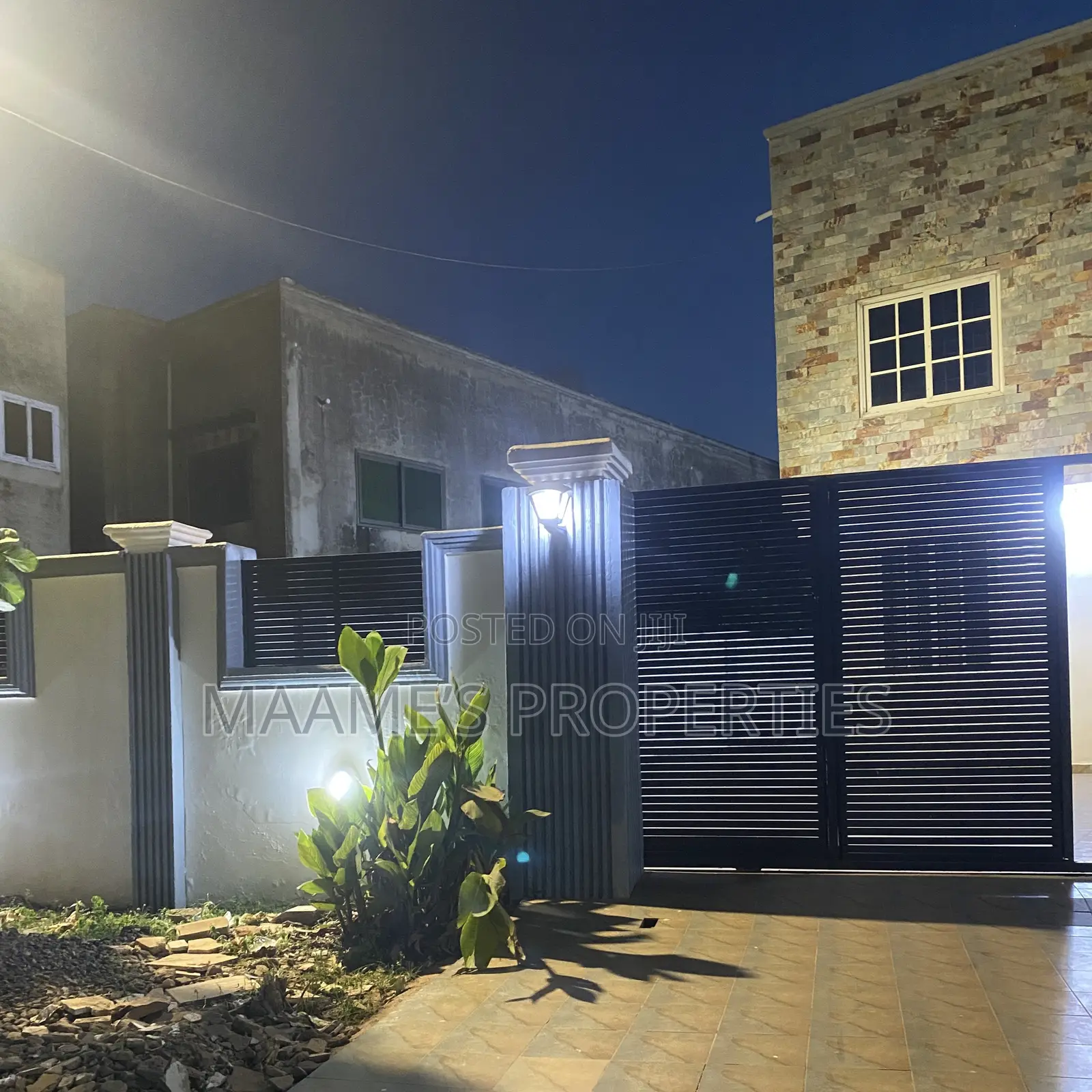 5bdrm Duplex in Abokobi for rent