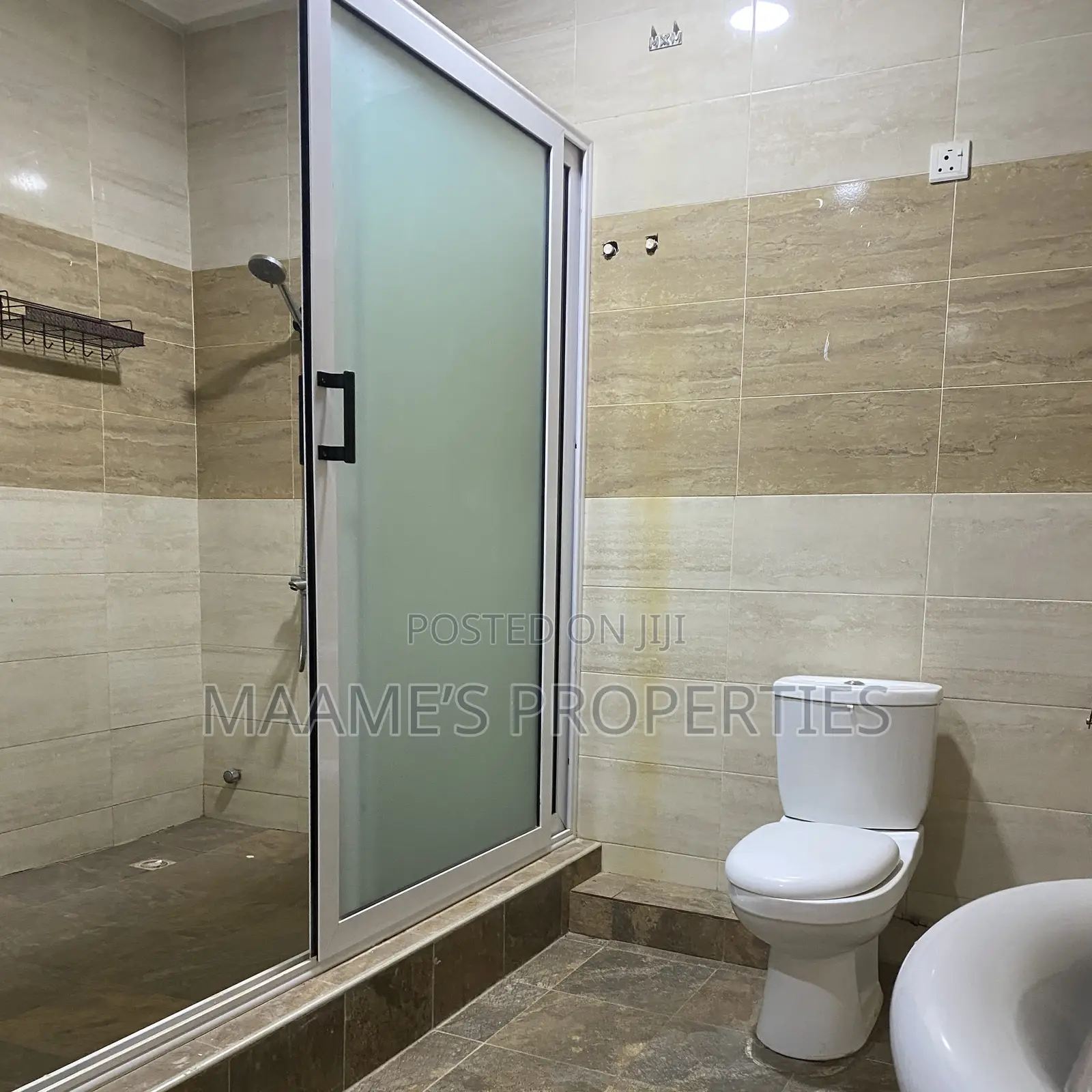 5bdrm Duplex in Abokobi for rent