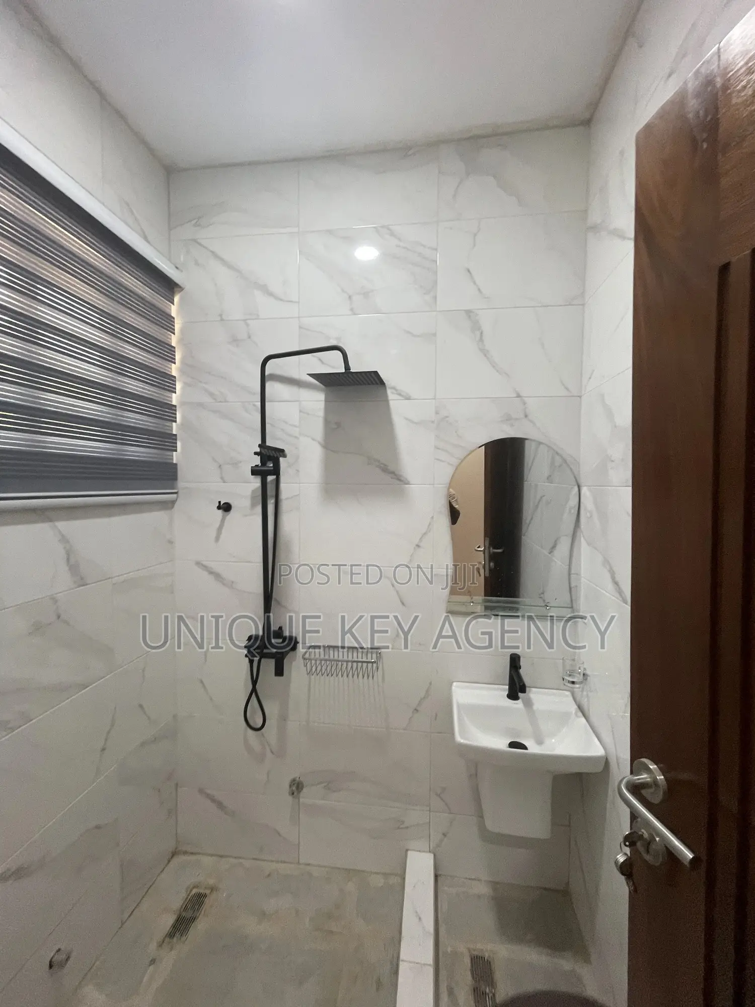 Furnished 1bdrm Apartment in Unique Key Agency, Tesano for rent