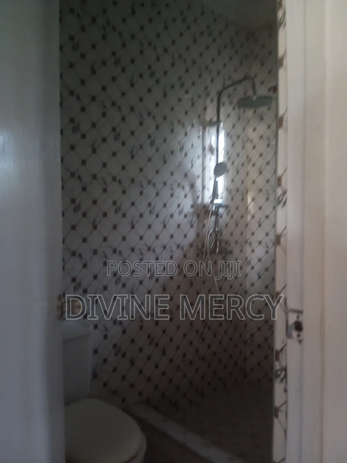 3bdrm Apartment in Obum Road, Awutu Senya East Municipal for rent