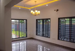3bdrm Maisonette in Amasaman for sale