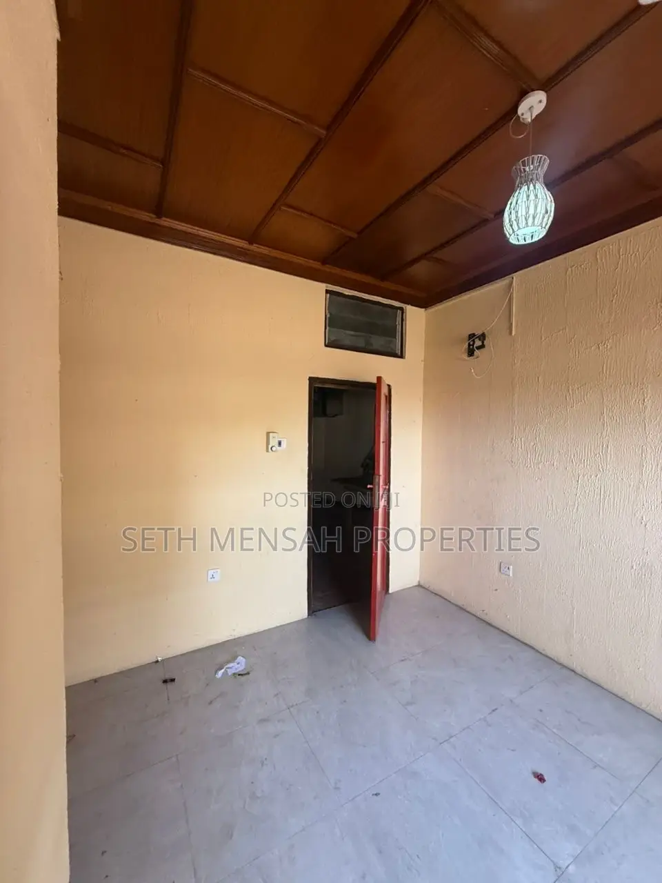 10bdrm House in 10 Bedroom House, McCarthy Hill for sale