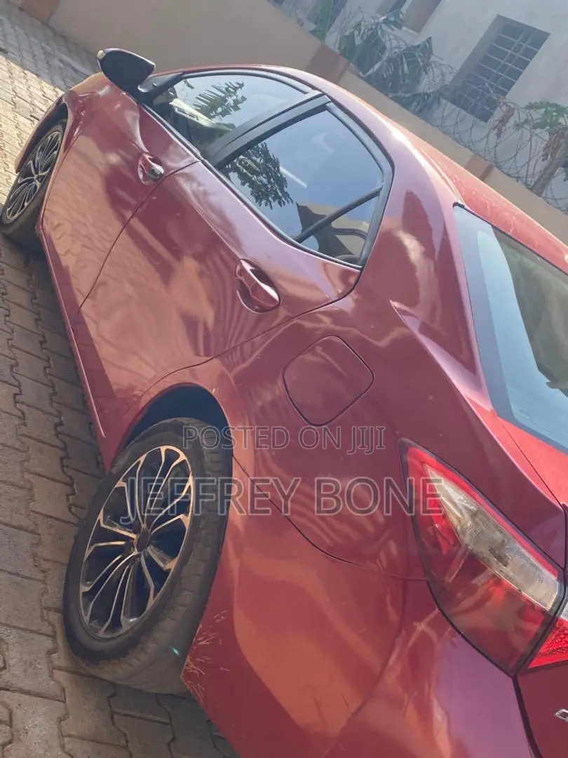 Toyota Corolla S Plus 4dr Sedan (1.8L 4cyl 6M) 2015 Red
