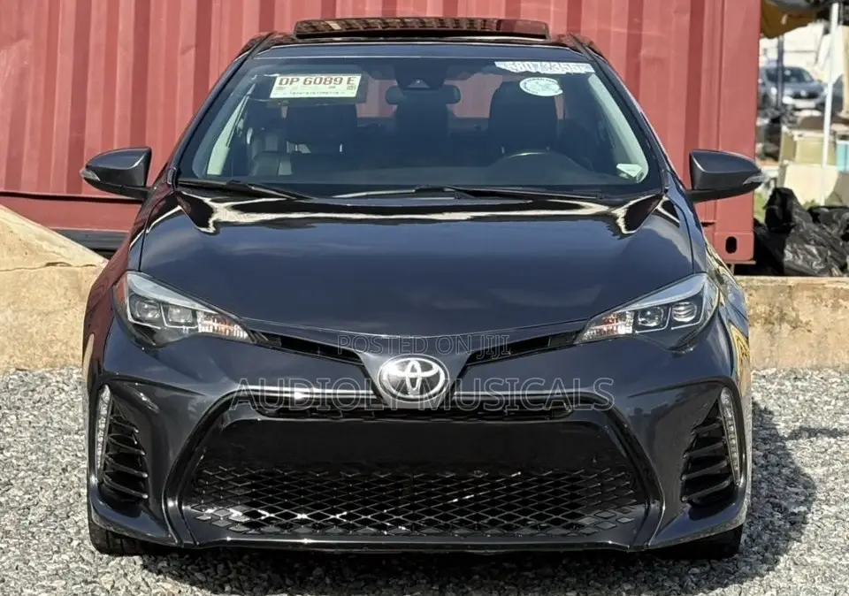 Toyota Corolla 2019 Black