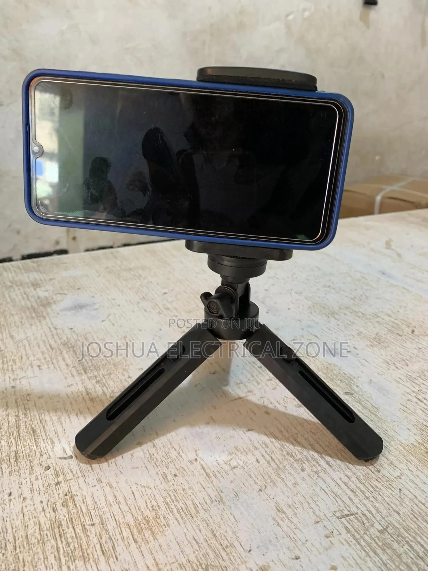 Phone Tripod Stand Grip Mount Holder