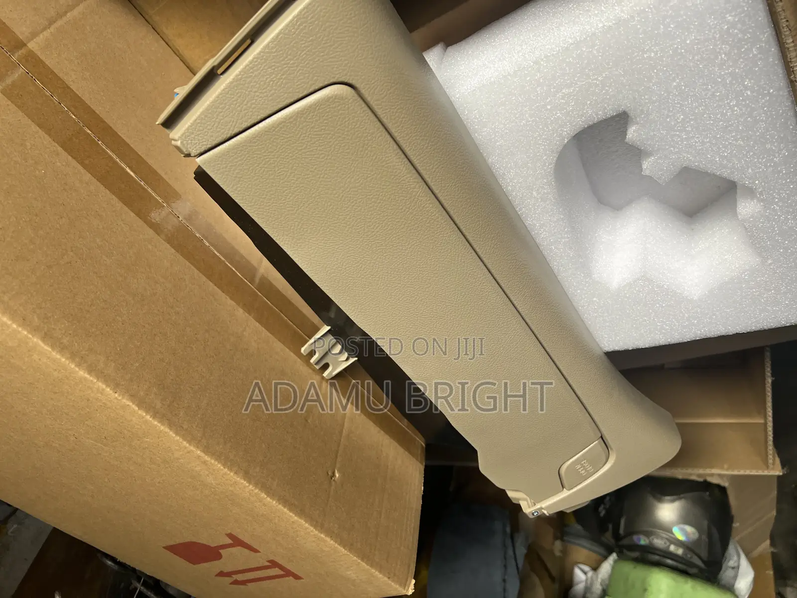 Rav 4 Letter Box