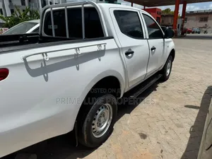 Mitsubishi Pickup For Rental