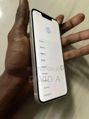 Apple iPhone 13 128 GB White