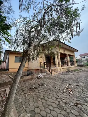 3bdrm House in Charclem Ventures, North Legon for sale