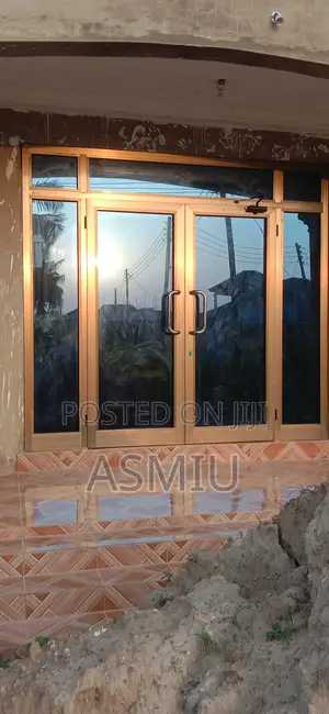 Aluminum Doors And Frameless Shower Doors