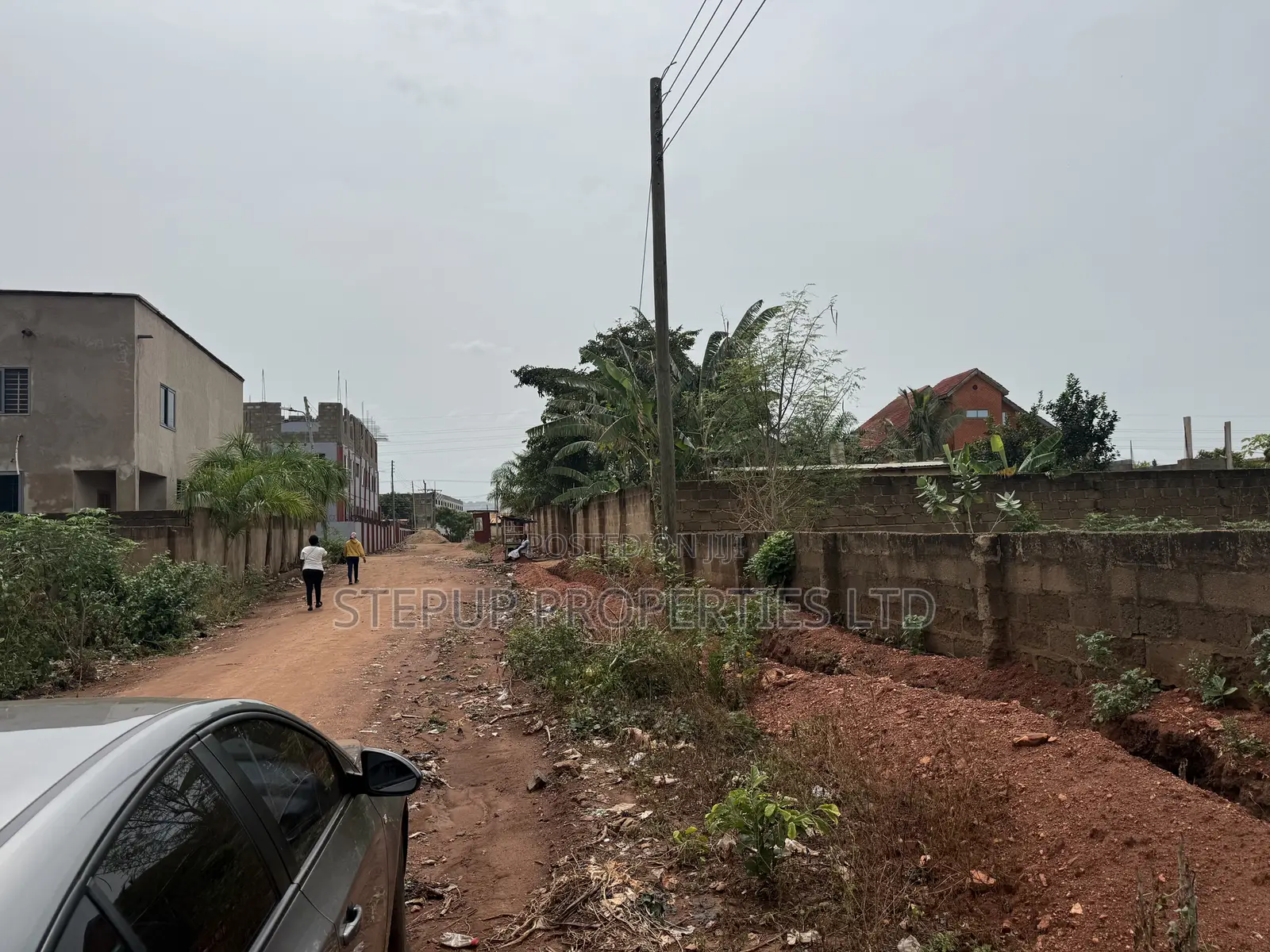 Titled 90/100sqft Plot of Land at Amrahia Tollbooth